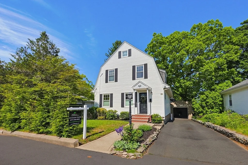 Photo of 9 Commonwealth Ave
