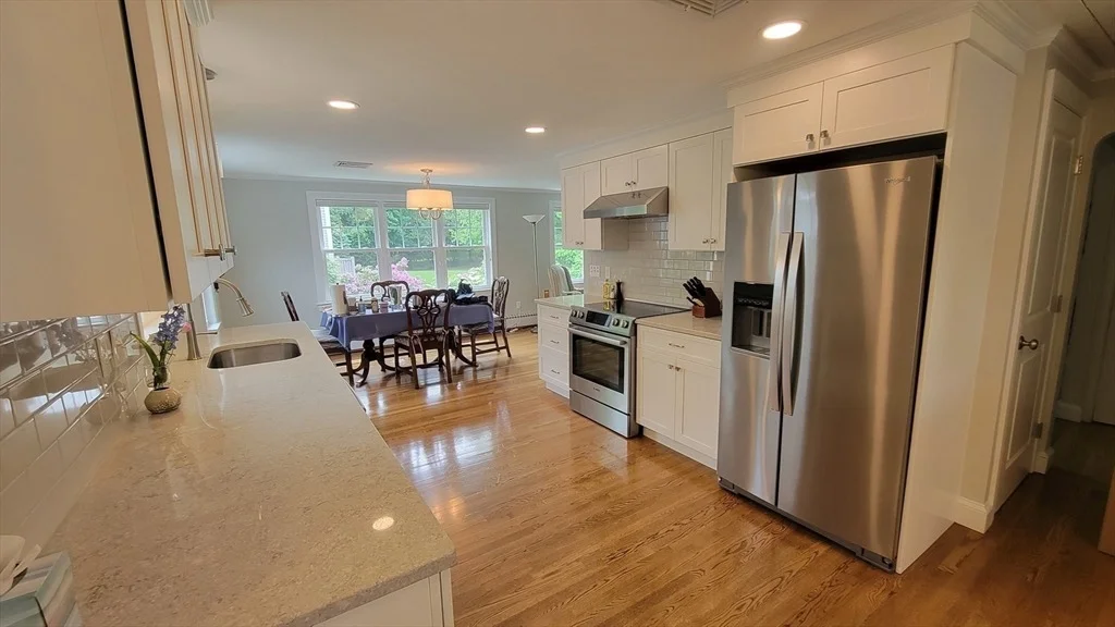 Photo of 294 Great Plain Ave