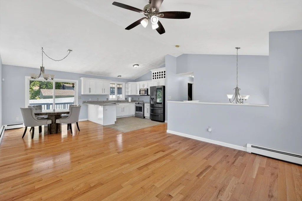 Photo of 3 Oak Leaf Cir