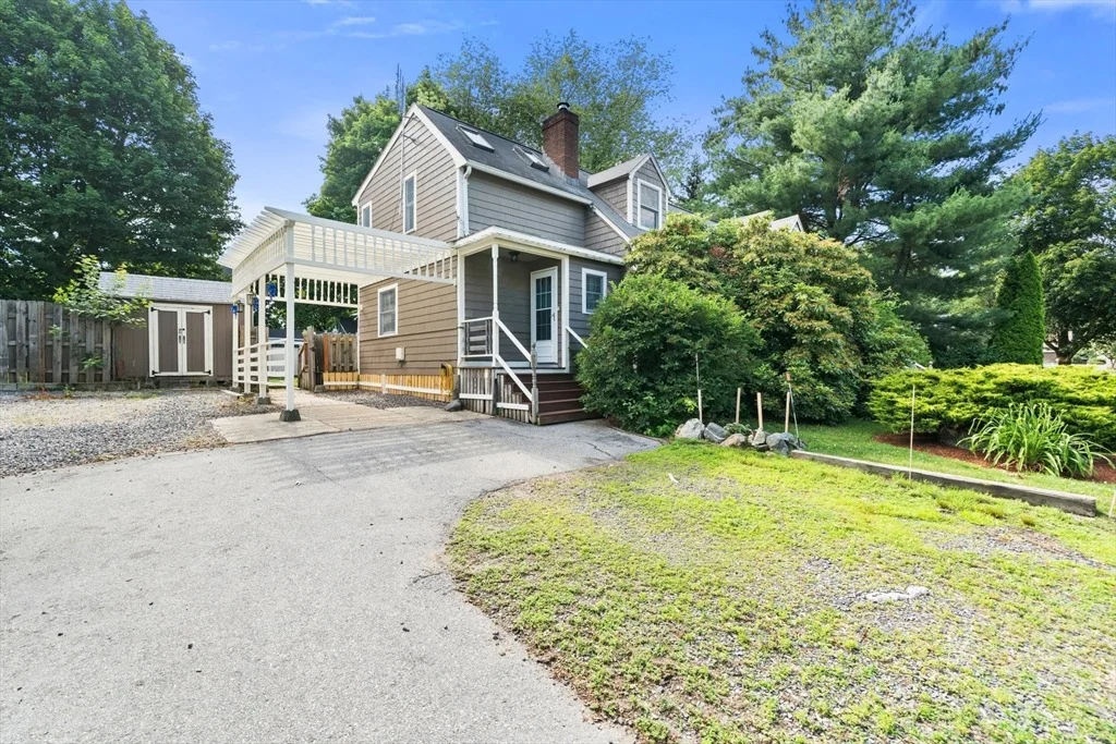 Photo of 4 Laurel St