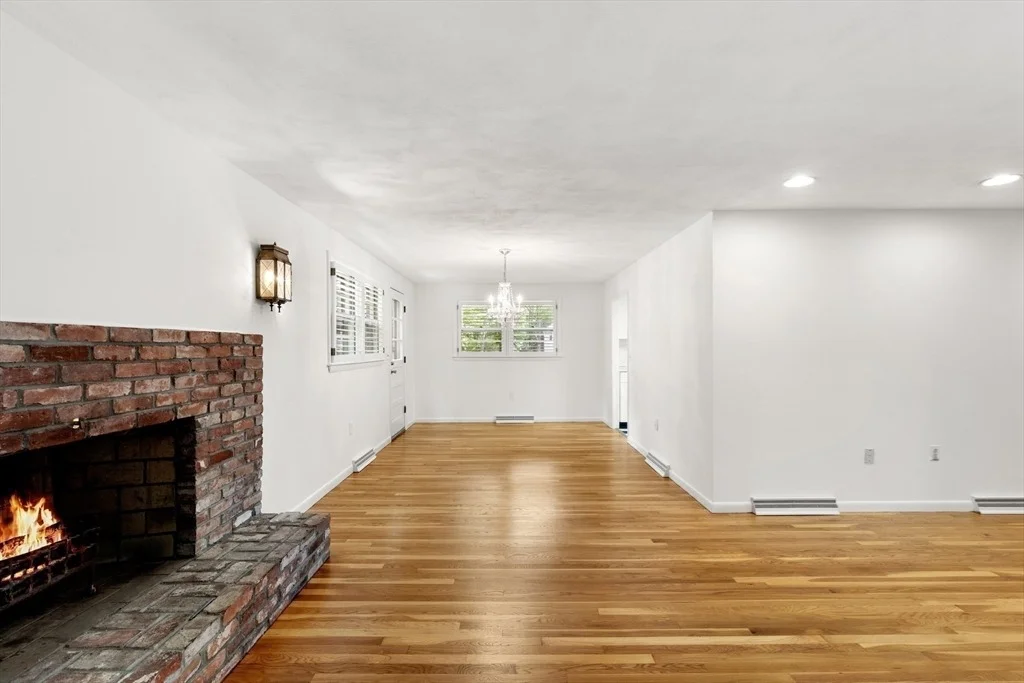 Photo of 14 Oxbow Rd