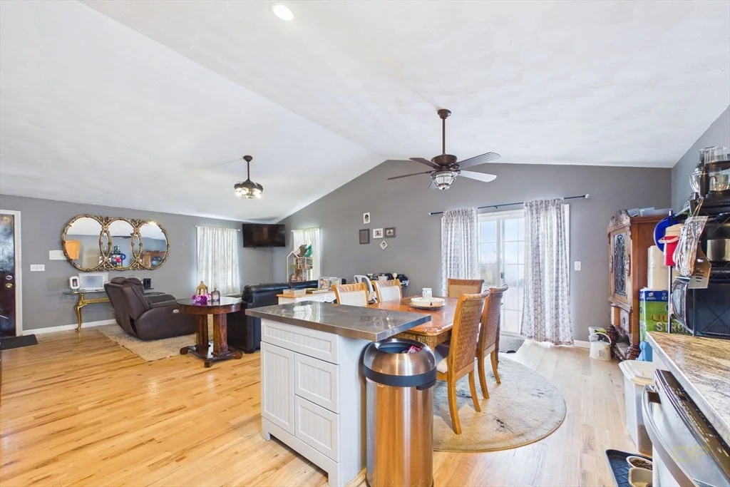 Photo of 212 Haffards St