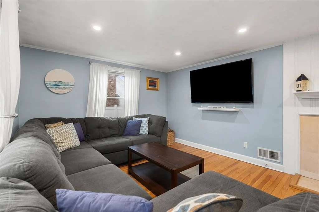 Photo of 3 Gray Rd.
