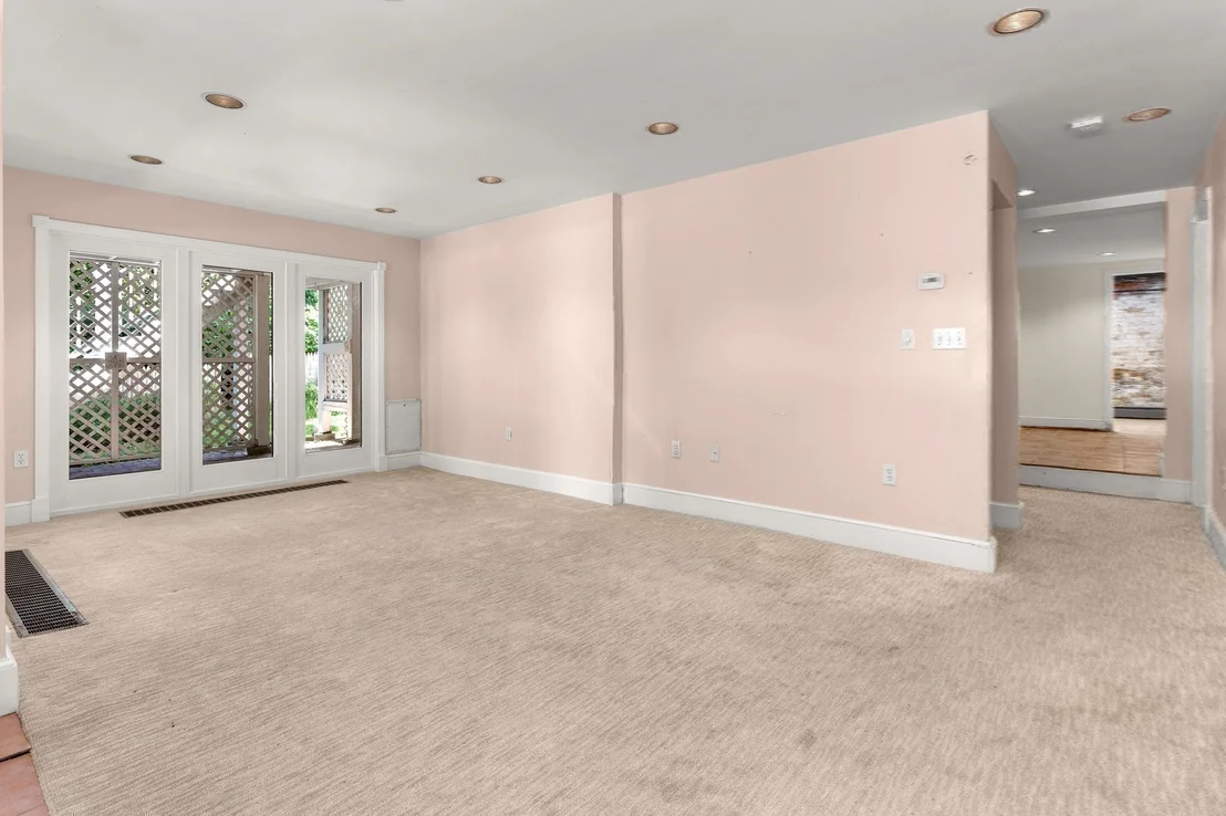 Photo of 174 Willow Rd