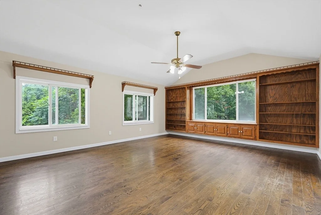 Photo of 32 Falcon St