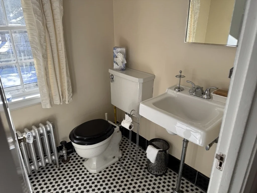 Photo of 49 Metcalf St