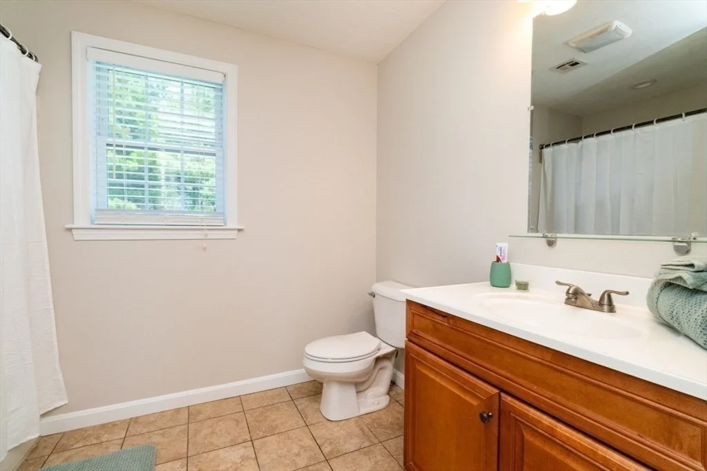 Photo of 264 Charge Pond Rd
