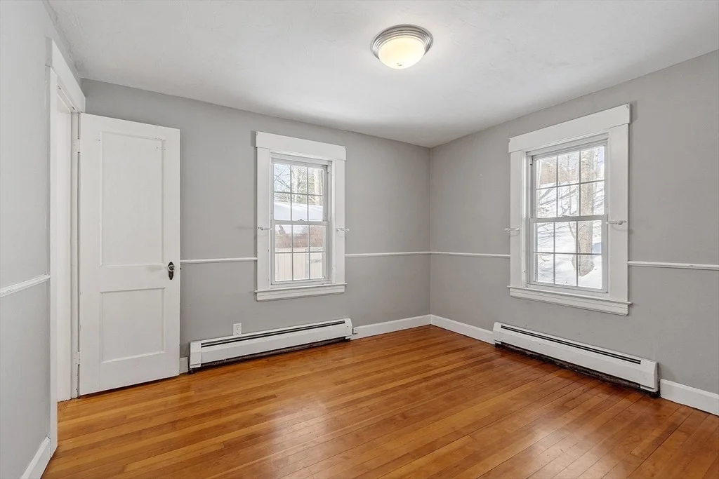 Photo of 594 Betty Spring Rd