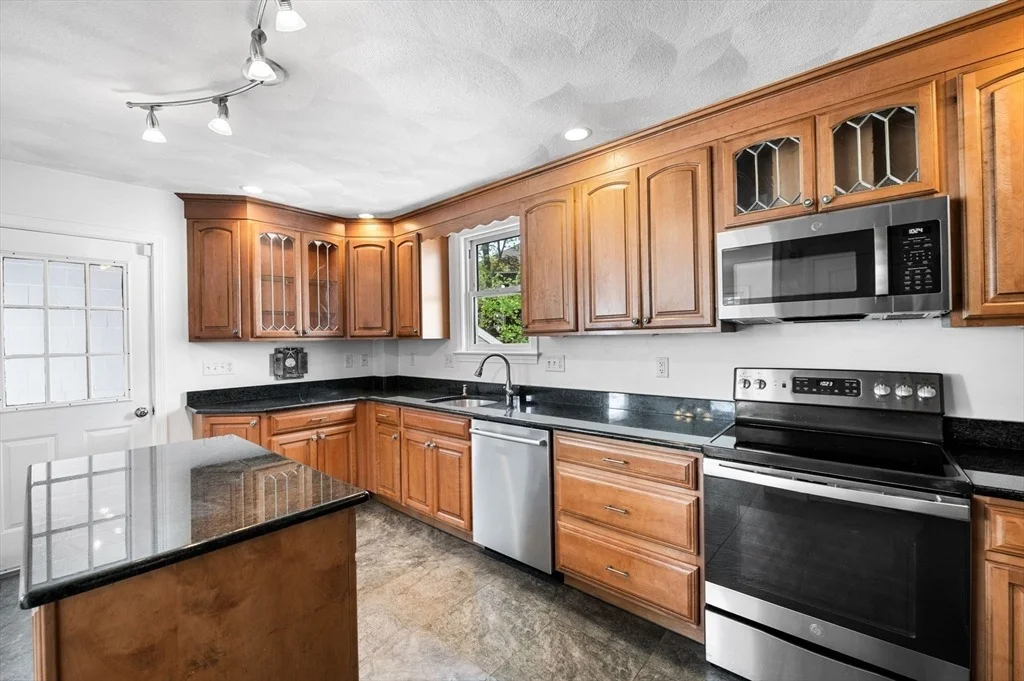 Photo of 28 Burpee Rd