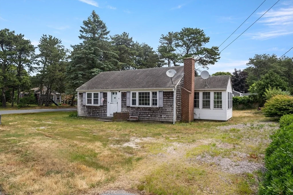 Photo of 6 Elliot Dr