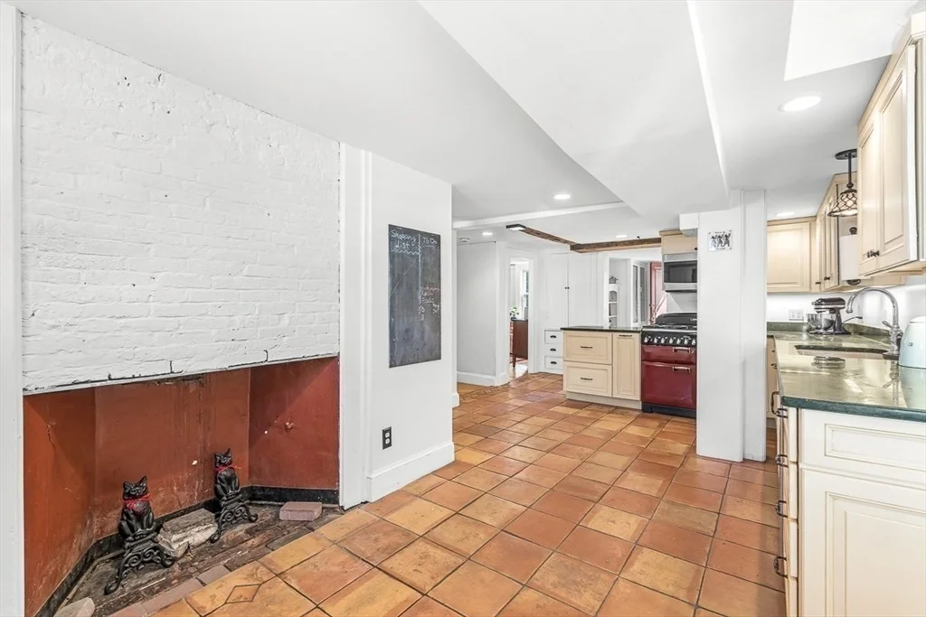 Photo of 11 County St