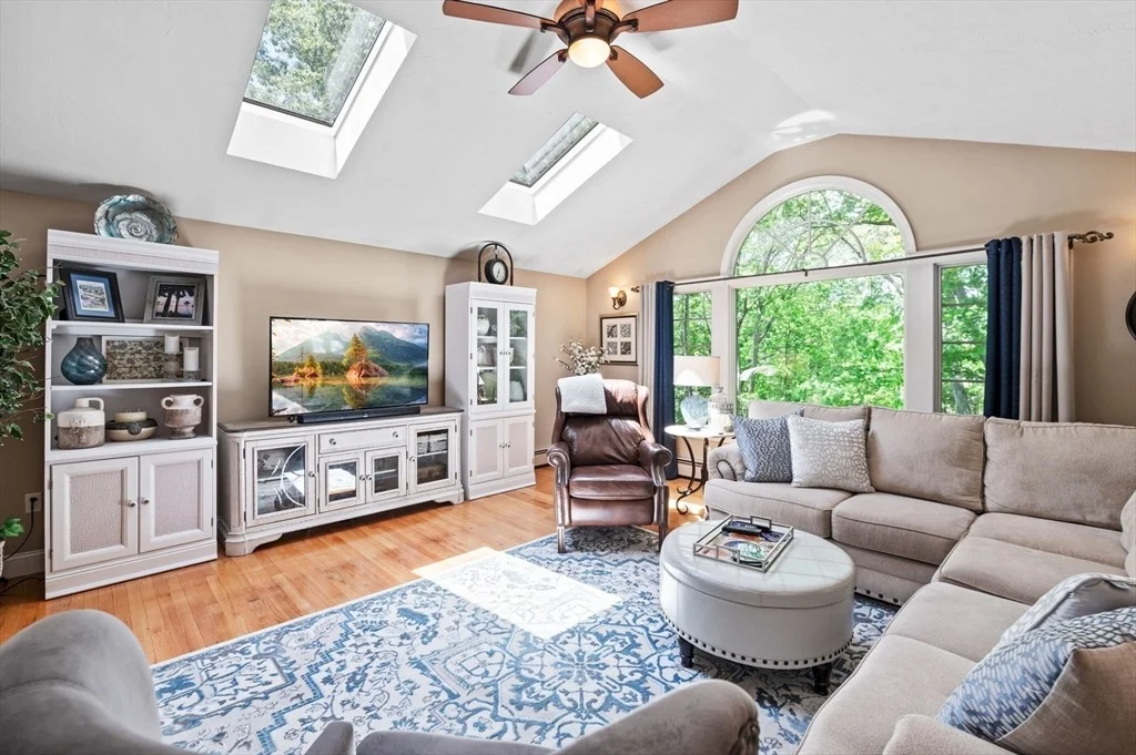 Photo of 9 Sagamore Road