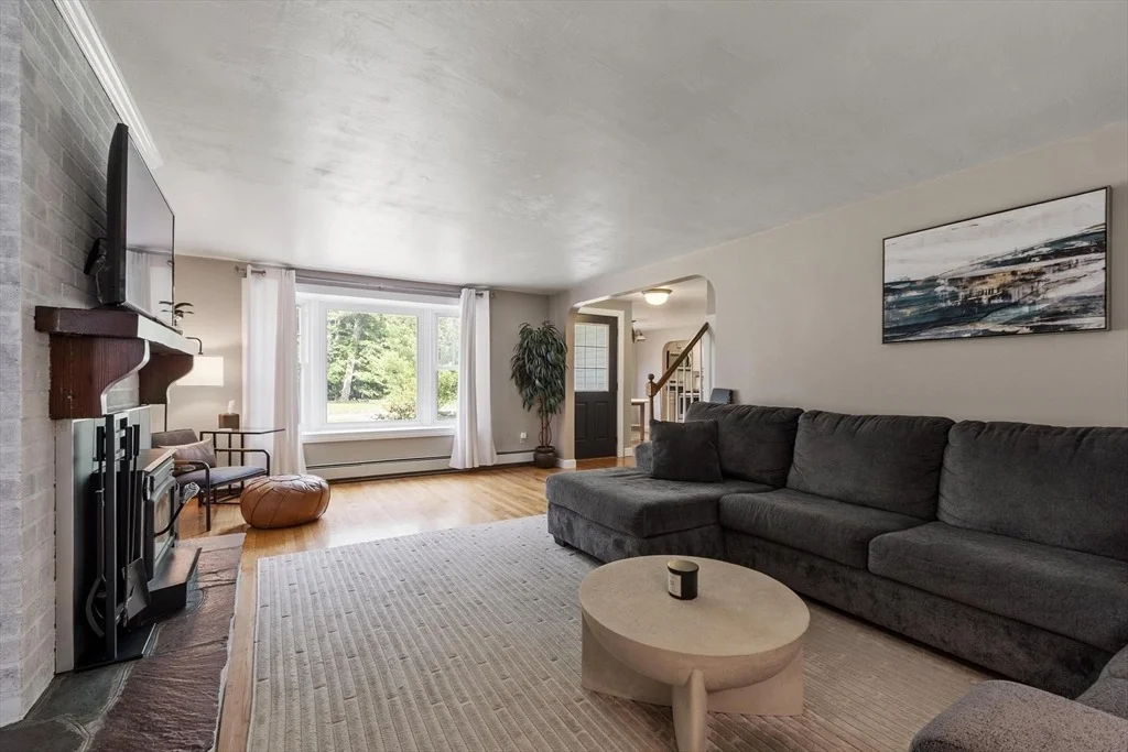 Photo of 167 Gates Pond Rd