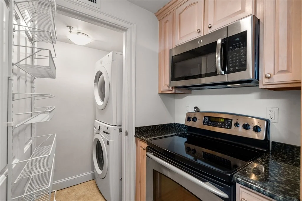 Photo of Unit PH3 at 121 Centre St