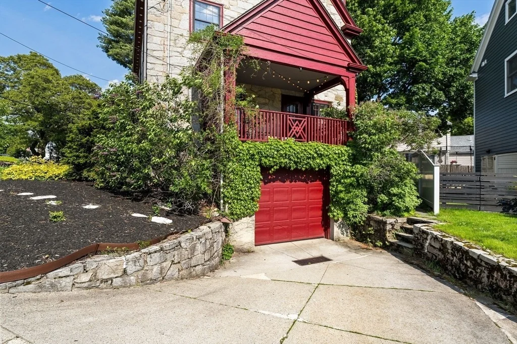 Photo of 82 Richfield Rd