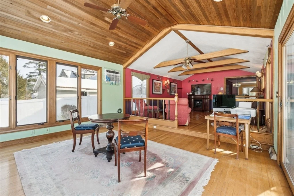 Photo of 25 Juniper Ave