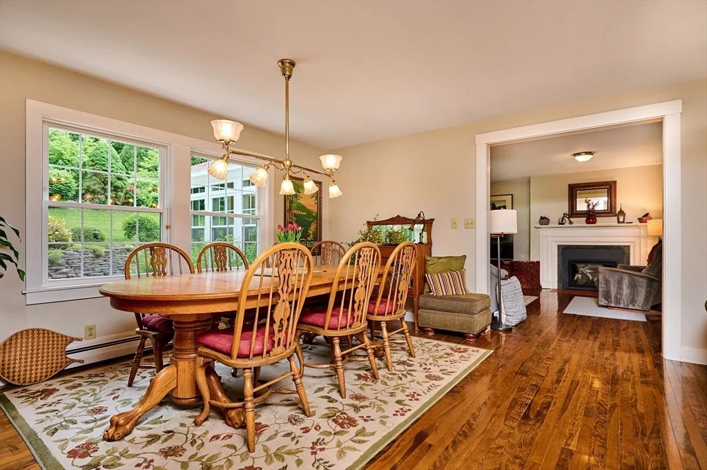 Photo of 120 Hockanum Rd