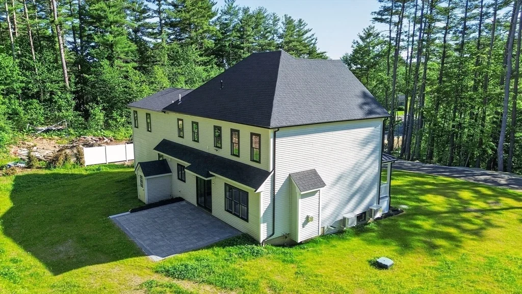 Photo of 32 Mendon St