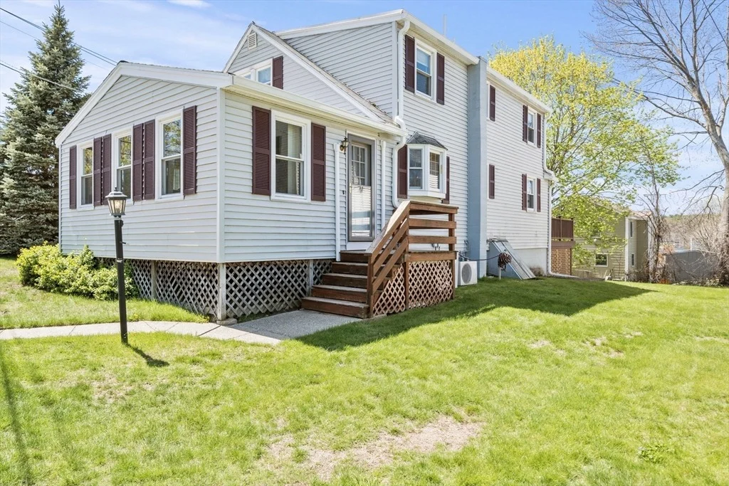 Photo of 339 Passaconaway Dr