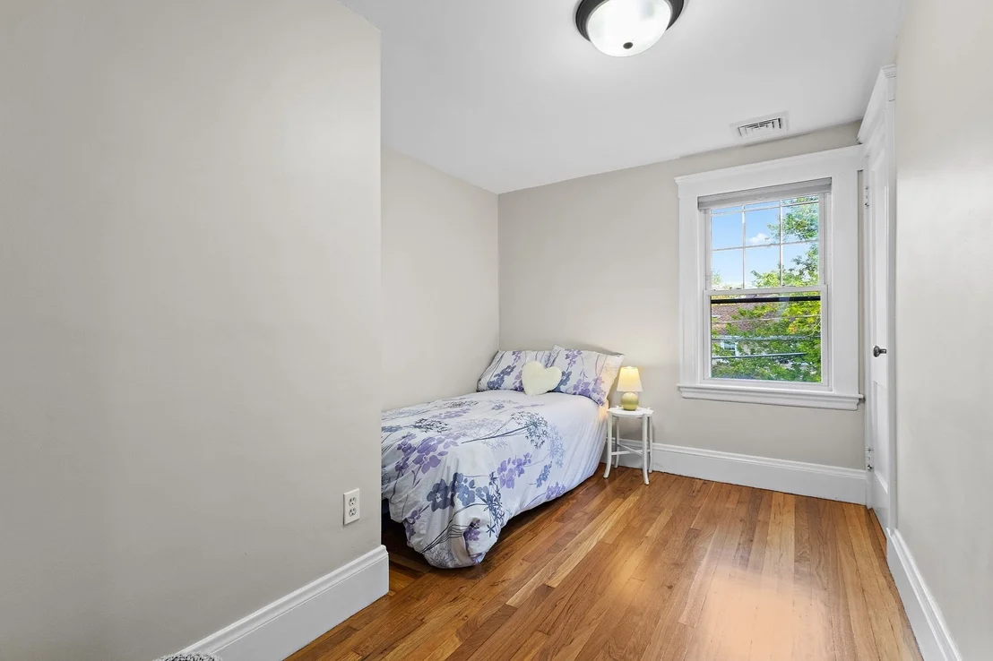 Photo of 63 Mayall Road
