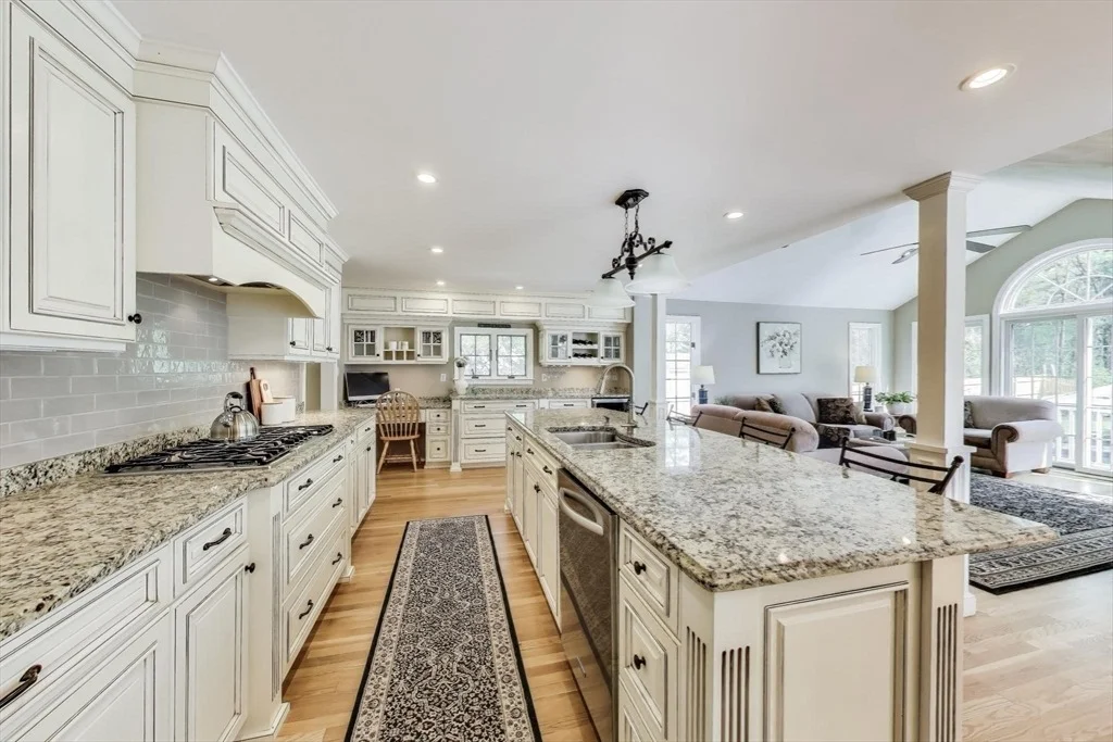 Photo of 24 Spruce Dr
