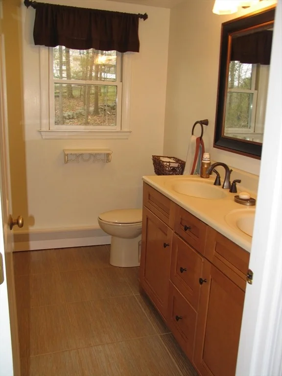 Photo of 5 Dana Cir