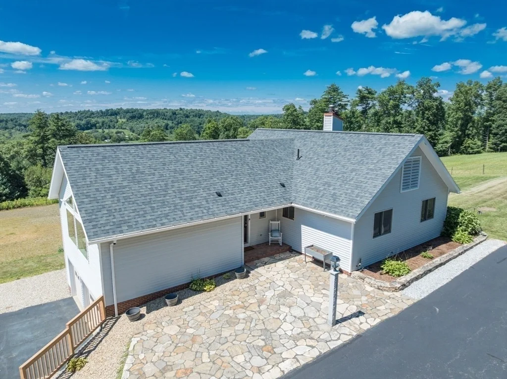 Photo of 16 Cider Mill Rd