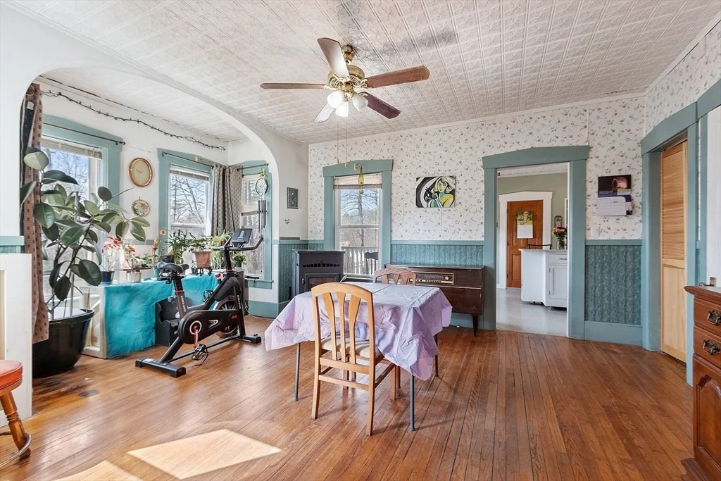 Photo of 141 Mechanic St