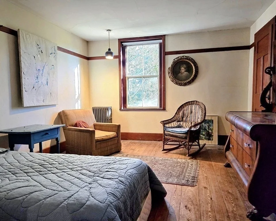 Photo of 78 Shaker Rd