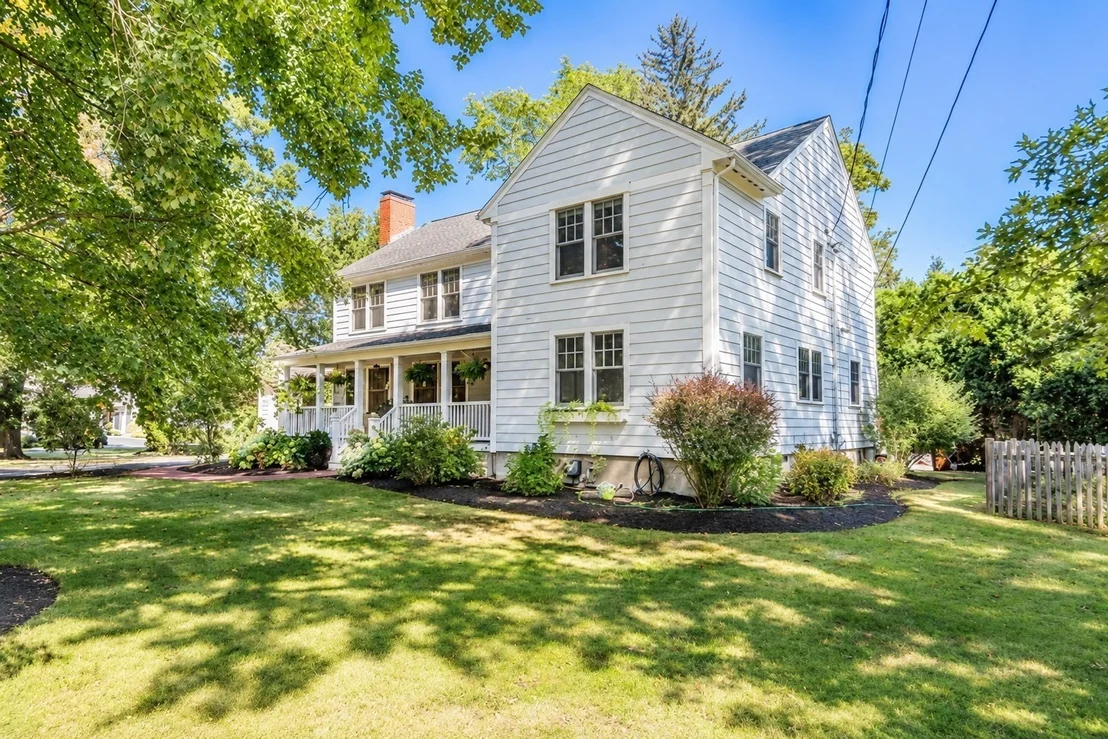 Photo of 32 Webster Rd