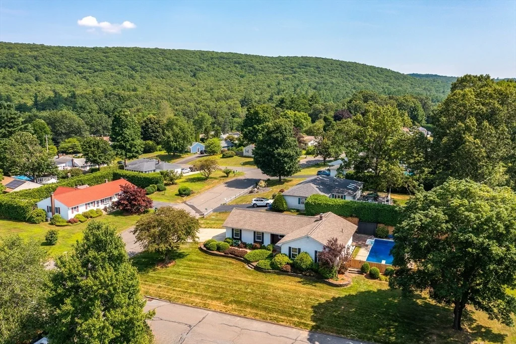 Photo of 9 Sandra Rd