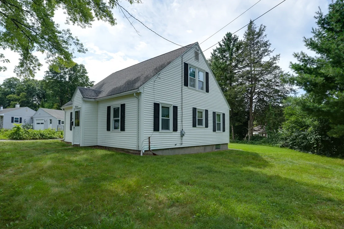 Photo of 10 Westbrook Rd