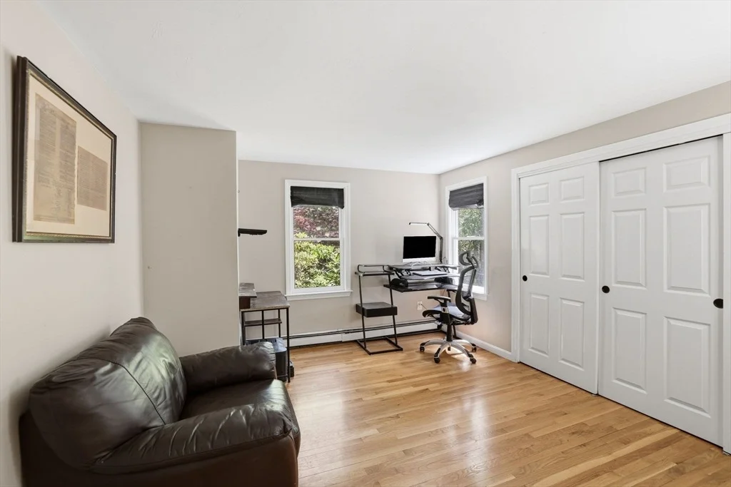 Photo of 10 Marthas Way