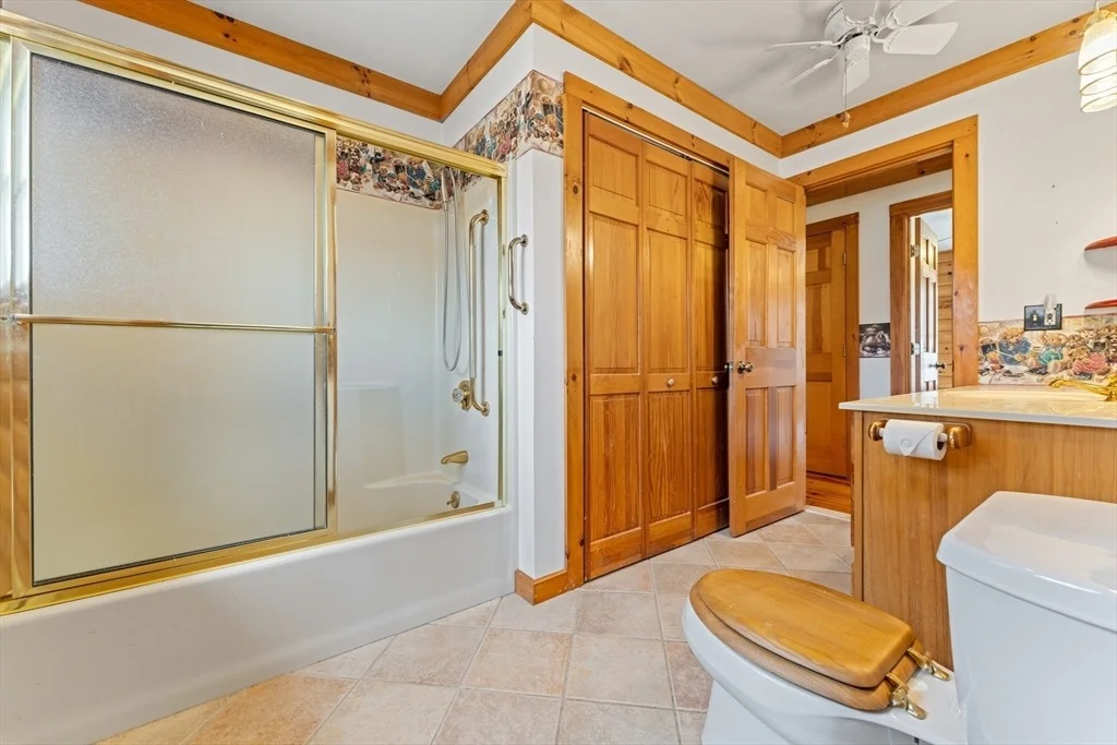 Photo of 15 Quissett Rd