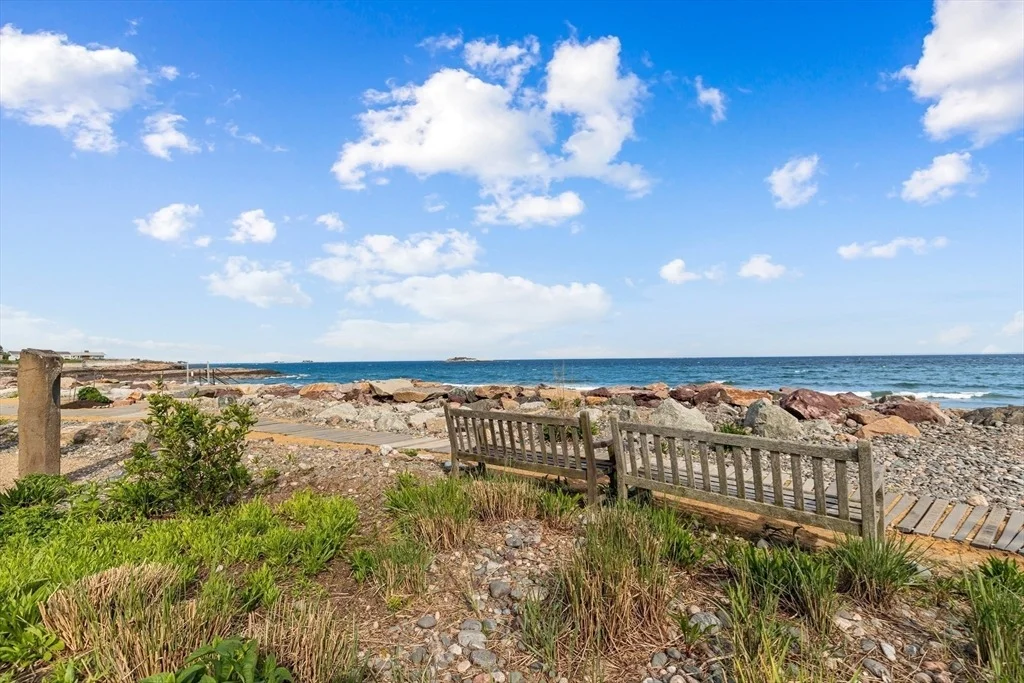 Photo of 16 Preston Beach Road