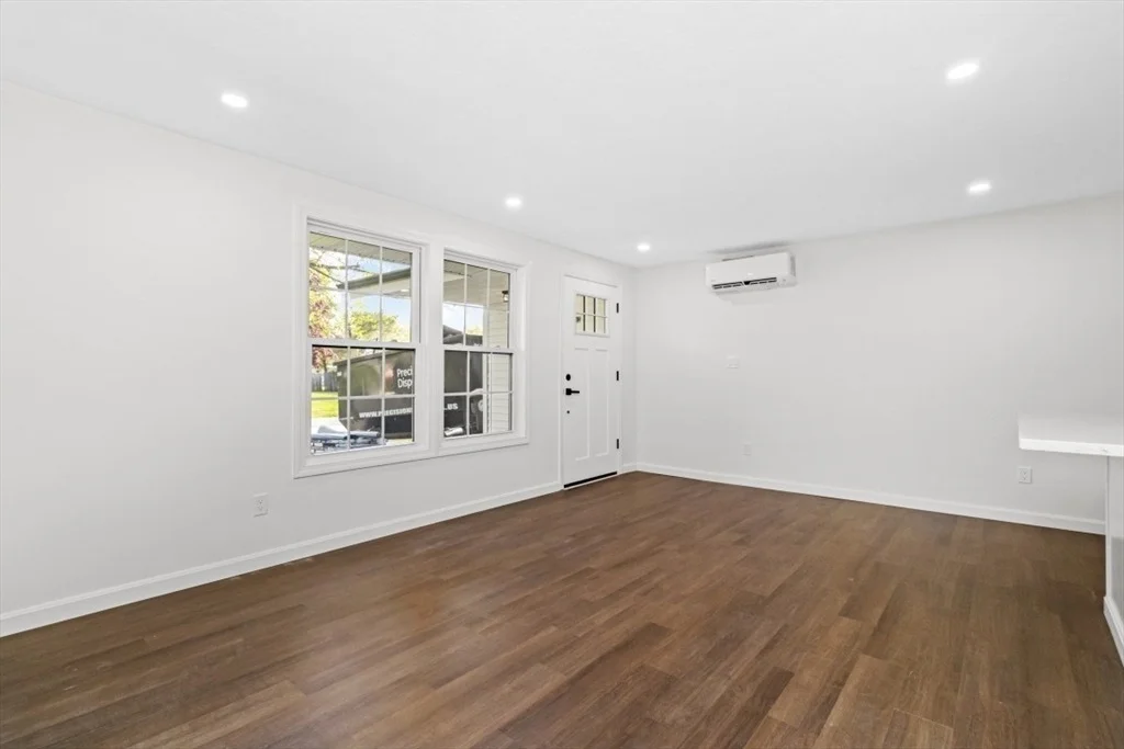 Photo of 300 Jon Dr