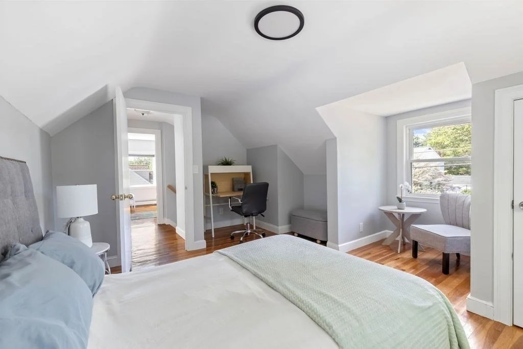 Photo of 149 Oak St