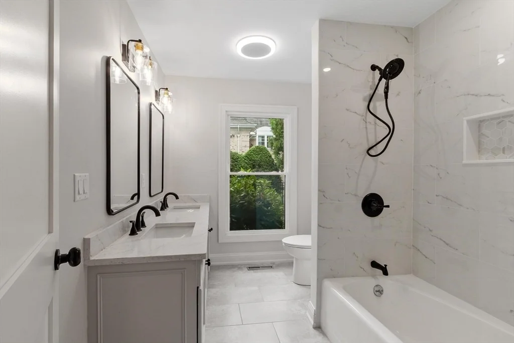 Photo of 21 Wildewood Dr