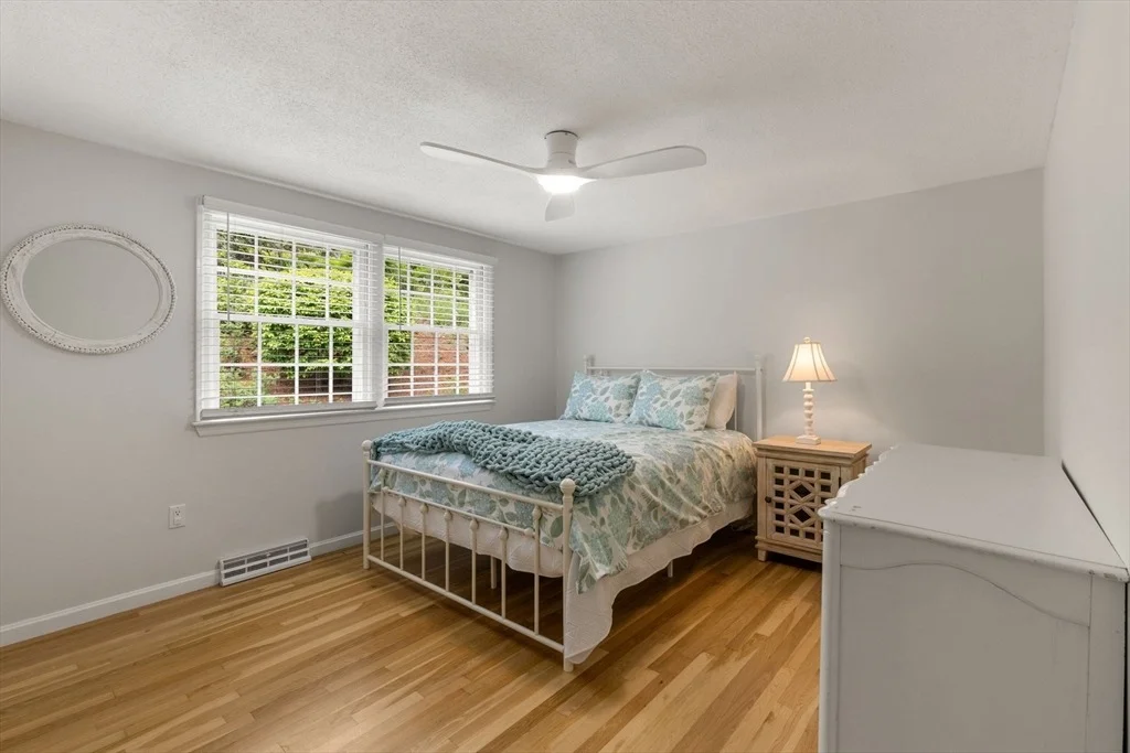 Photo of 240 Riverview Drive