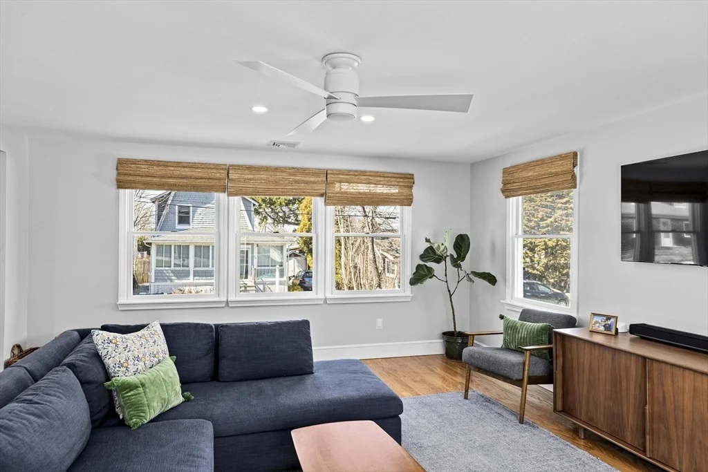 Photo of 9 Fay Rd
