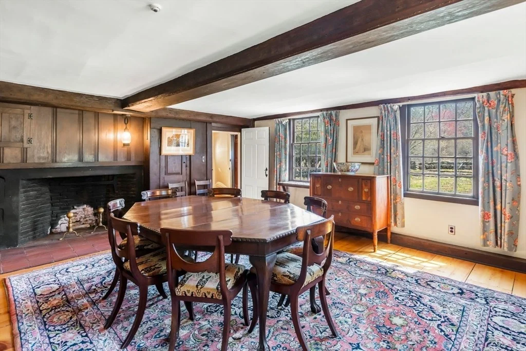 Photo of 9 Maple Street