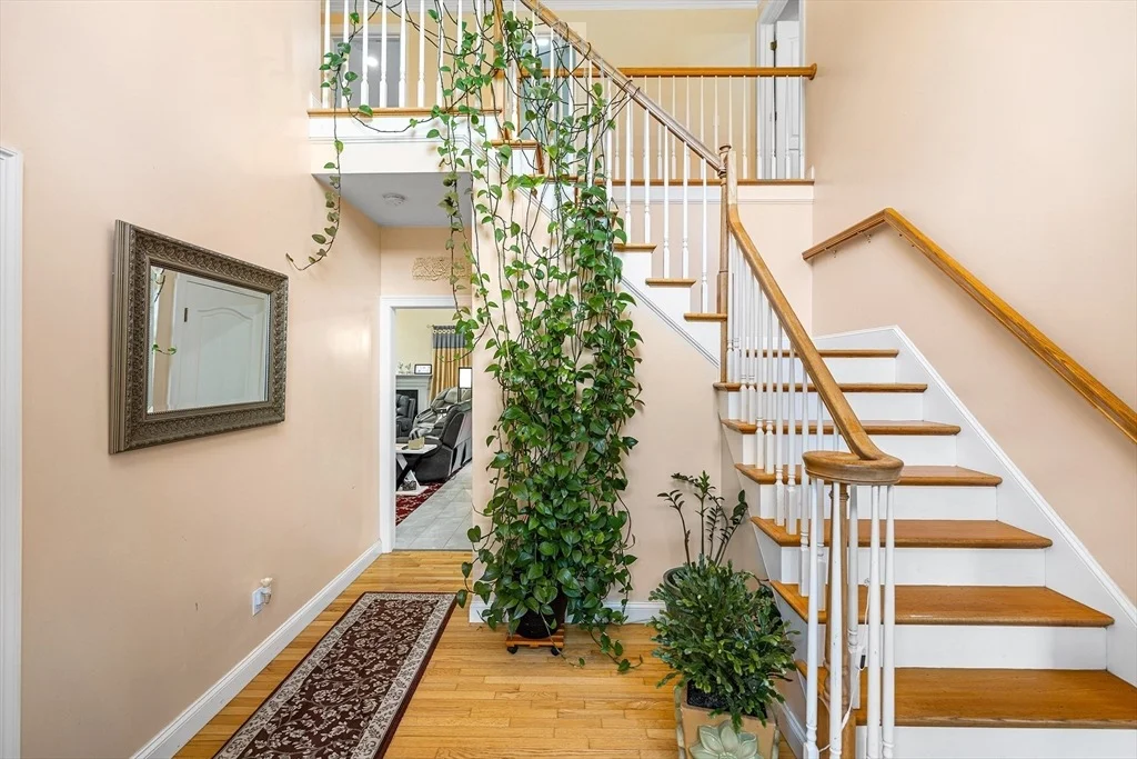 Photo of 71 Bay Path Rd