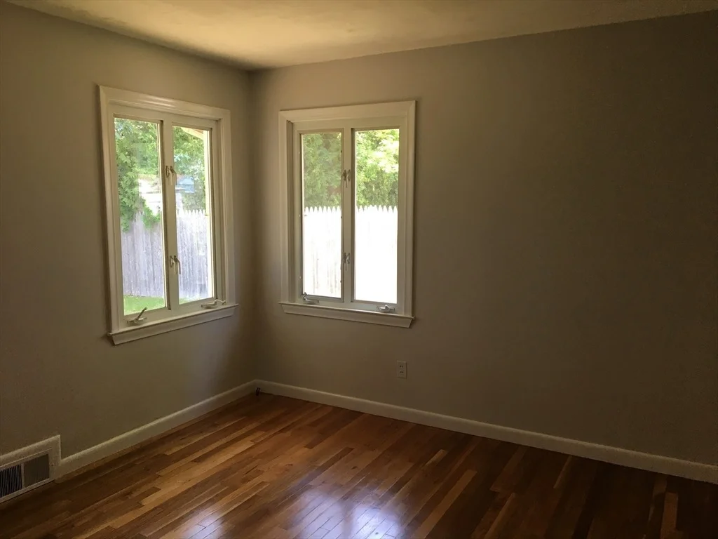 Photo of 60 Terrace Ln