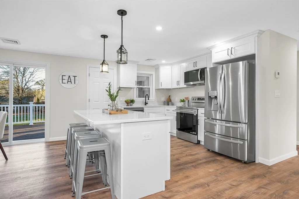 Photo of 4 Melody Ln