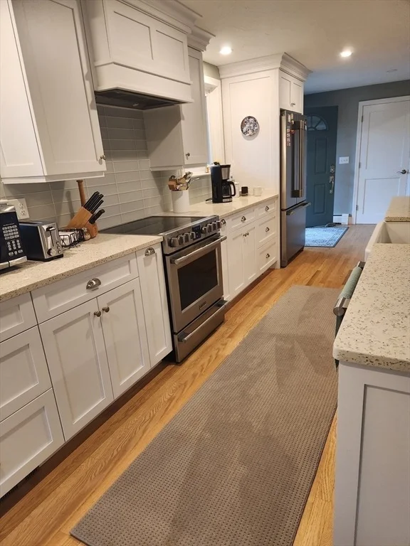Photo of 10 Howard Ave