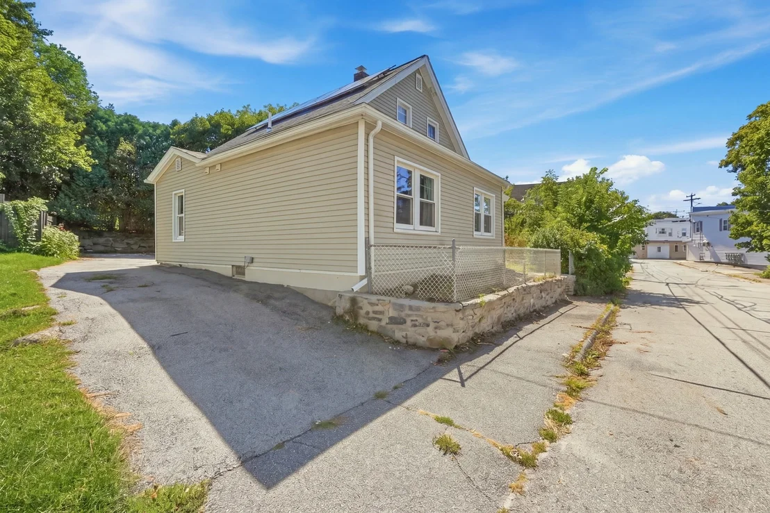 Photo of 6 Goddard St
