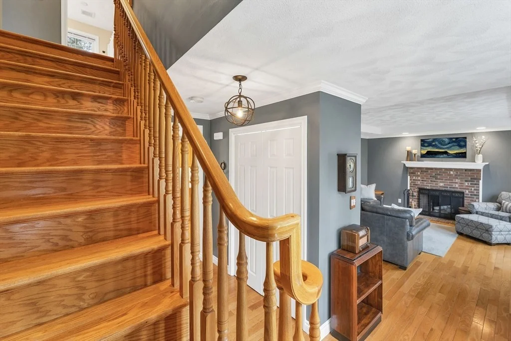 Photo of 9 Juniper Ridge Road