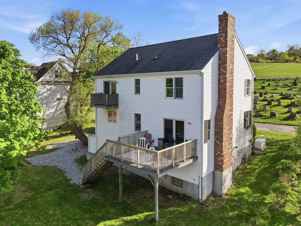 Photo of 42 Duck Ln