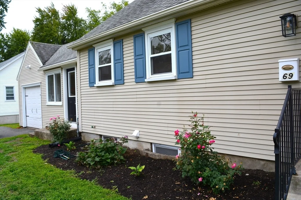 Photo of 69 Lancaster Avenue