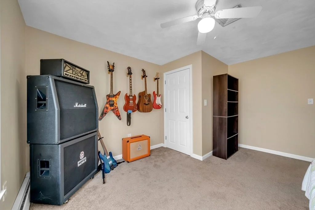 Photo of 315 Candlestick Rd